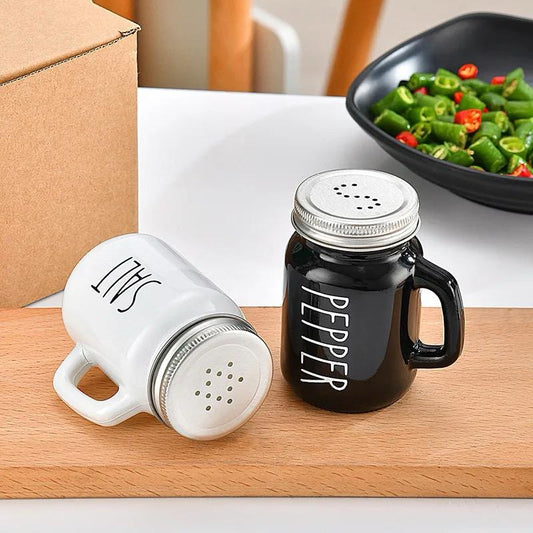 Salt and Pepper Shaker - Set of 2